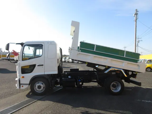 日野 レンジャー 2KG-FD2ABA(2WD)の写真12