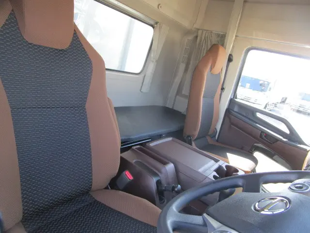 日野 レンジャー 2KG-FE2ACG(2WD)の写真11