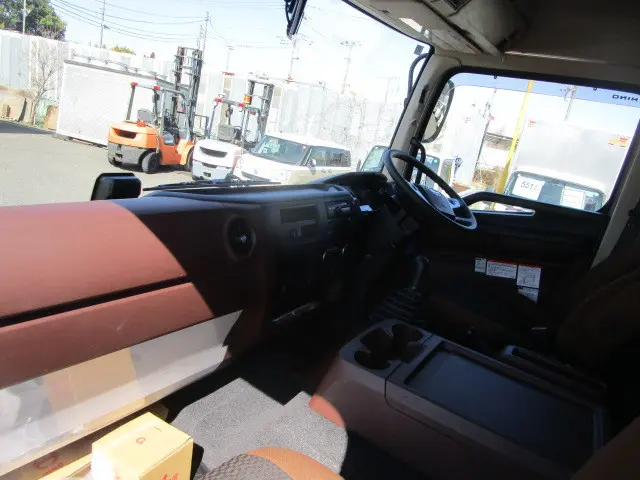 日野 レンジャー 2KG-FE2ACG(2WD)の写真22