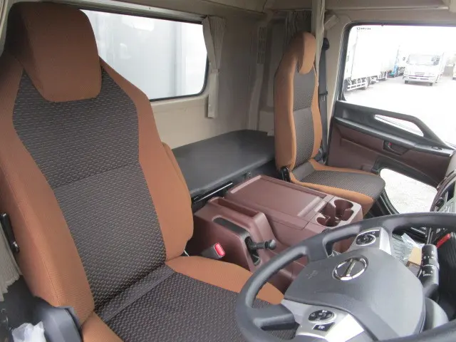 日野 レンジャー 2KG-FE2ACG(2WD)の写真16