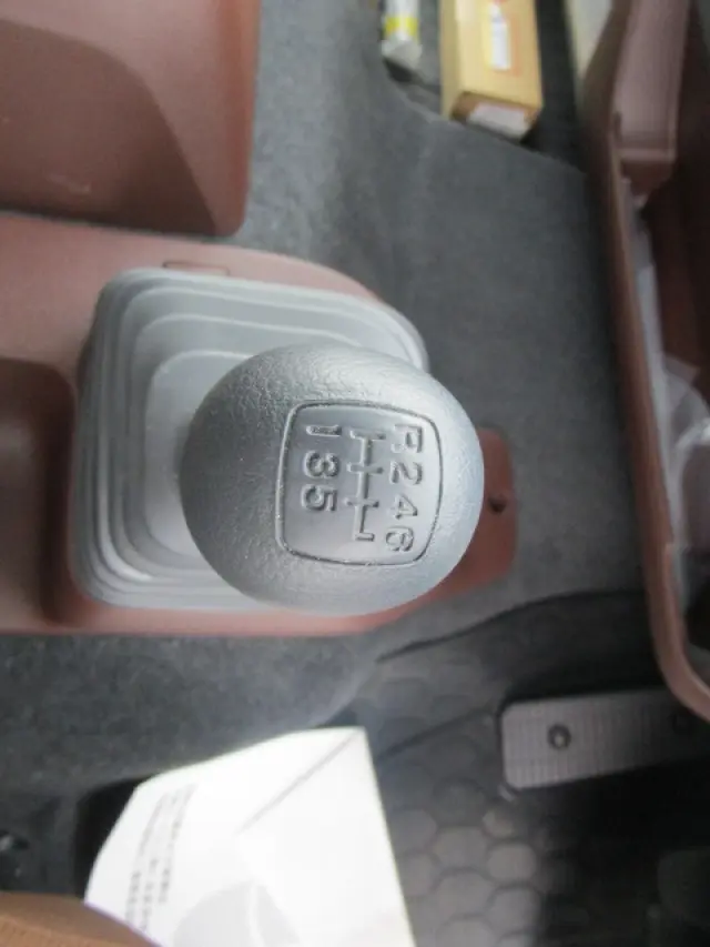 日野 レンジャー 2KG-FE2ACG(2WD)の写真25