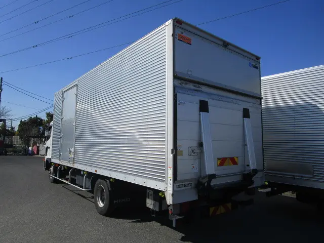 日野 レンジャー 2KG-FC2ABA(2WD)の写真3