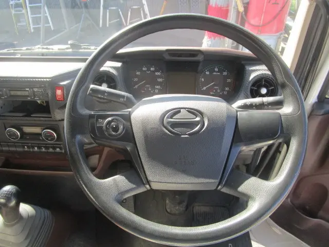 日野 レンジャー 2KG-FC2ABA(2WD)の写真12