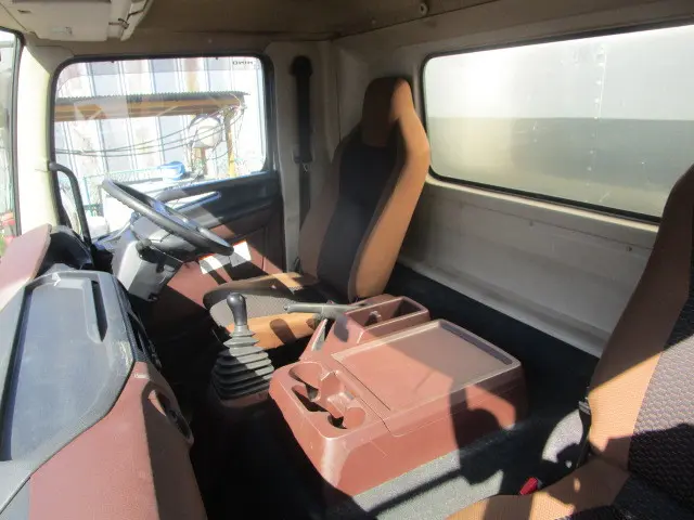 日野 レンジャー 2KG-FC2ABA(2WD)の写真24