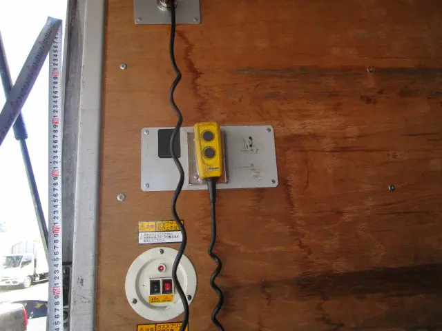 日野 レンジャー 2KG-FC2ABA(2WD)の写真35