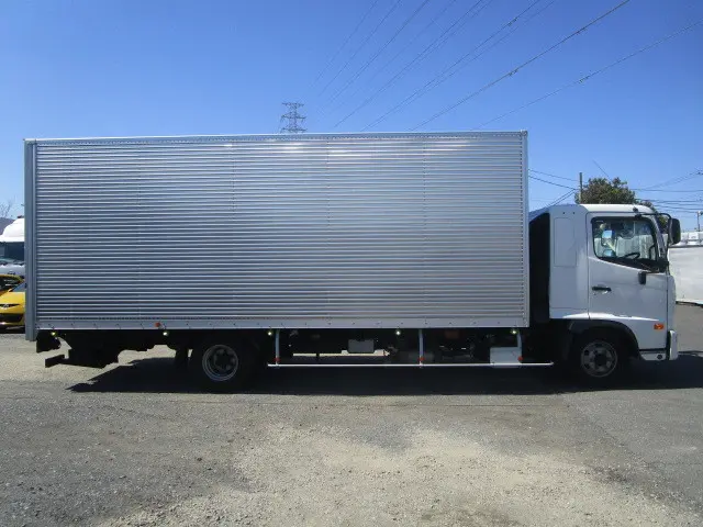 日野 レンジャー 2PG-FD2ABG(2WD)の写真6