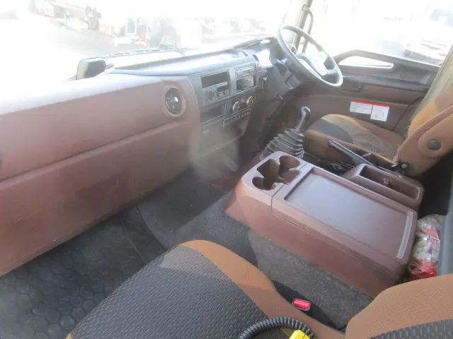 日野 レンジャー 2PG-FD2ABG(2WD)の写真18