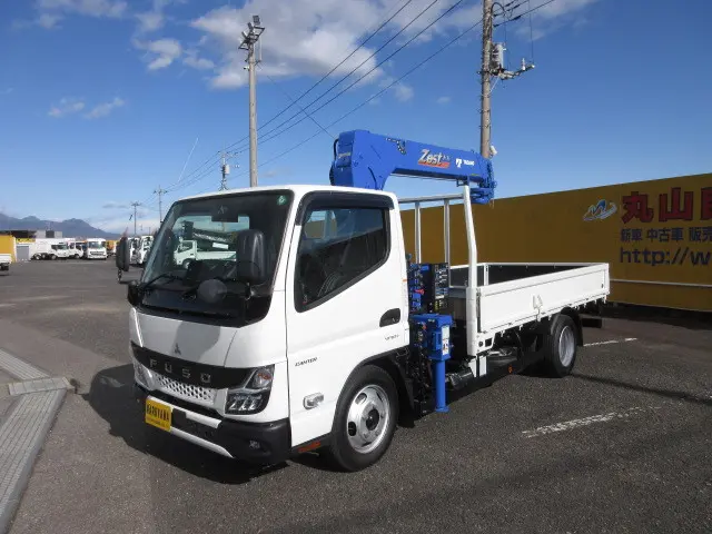 三菱 キャンター 2RG-FEAV0(2WD)の写真1