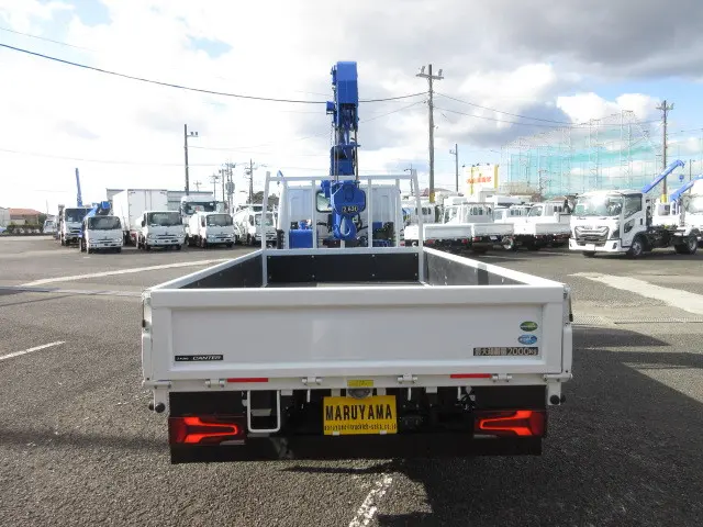 三菱 キャンター 2RG-FEAV0(2WD)の写真10
