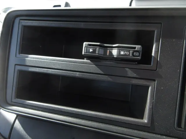 三菱 キャンター 2RG-FEAV0(2WD)の写真19