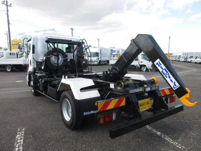 いすゞ フォワード 2RG-FRR90S4(2WD)の写真18