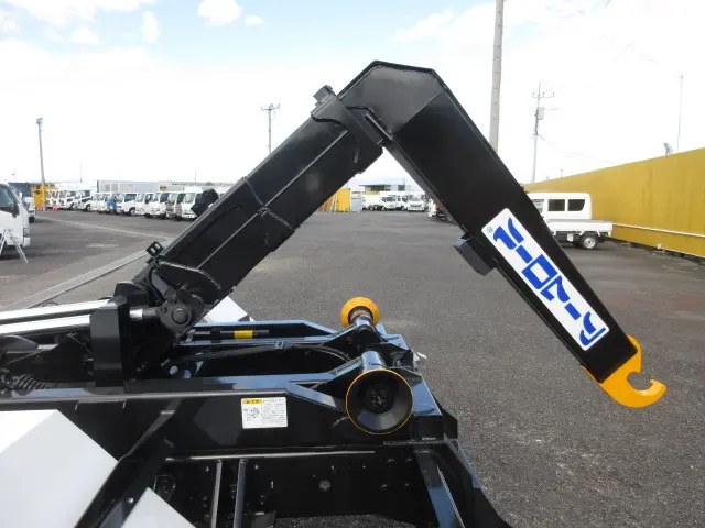 いすゞ フォワード 2RG-FRR90S4(2WD)の写真20