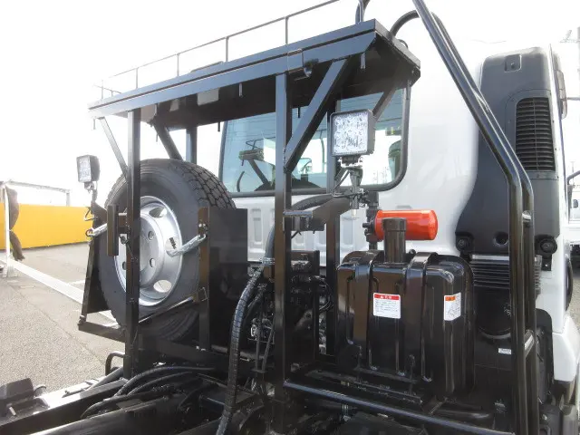 いすゞ フォワード 2RG-FRR90S4(2WD)の写真22