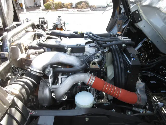 いすゞ フォワード 2RG-FRR90S4(2WD)の写真35