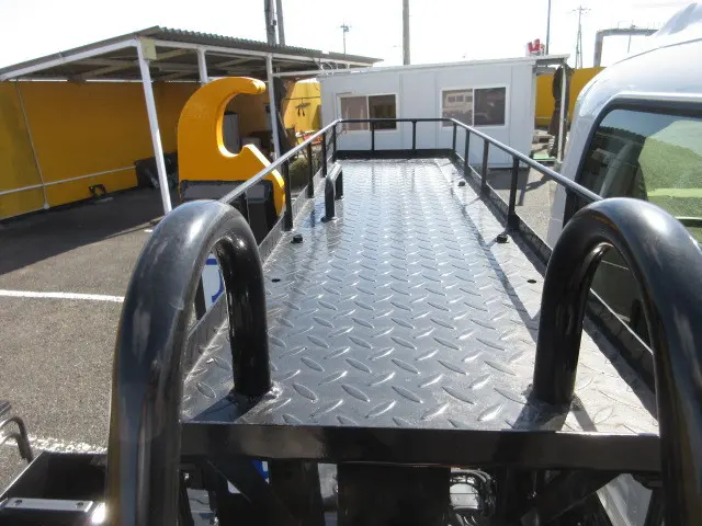 いすゞ フォワード 2RG-FRR90S4(2WD)の写真42