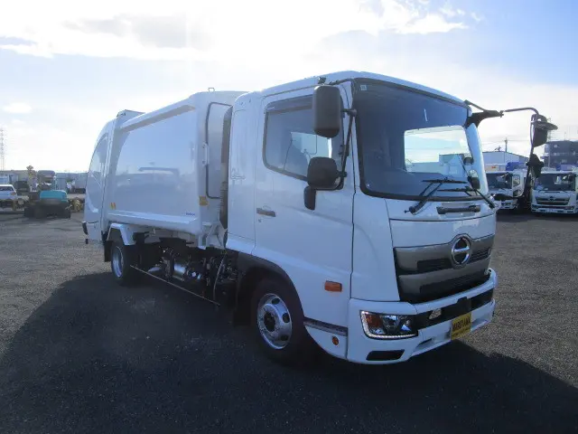 日野 レンジャー 2KG-FD2ABA(2WD)の写真2