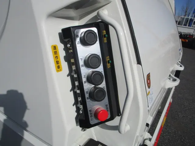 日野 レンジャー 2KG-FD2ABA(2WD)の写真42