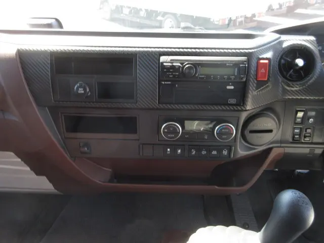 日野 レンジャー 2KG-FE2ACG(2WD)の写真16