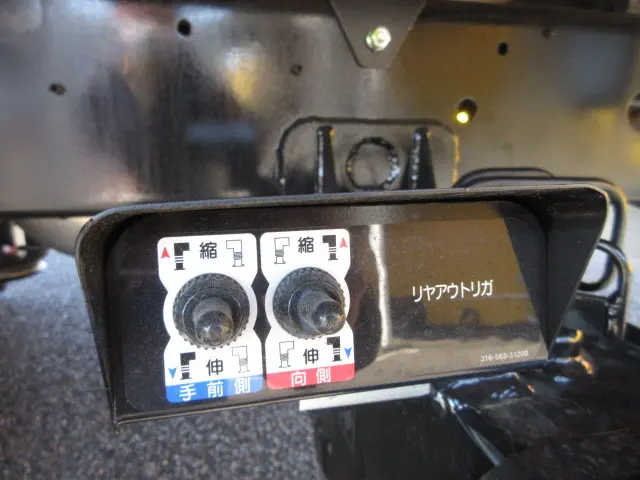 日野 レンジャー 2KG-FE2ACG(2WD)の写真45