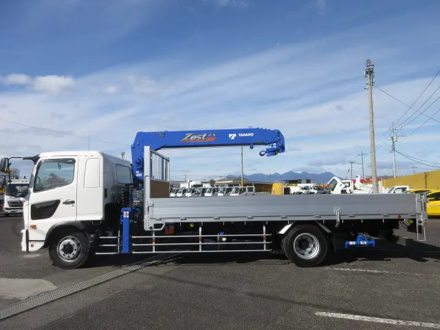日野 レンジャー 2KG-FE2ACG(2WD)の写真9