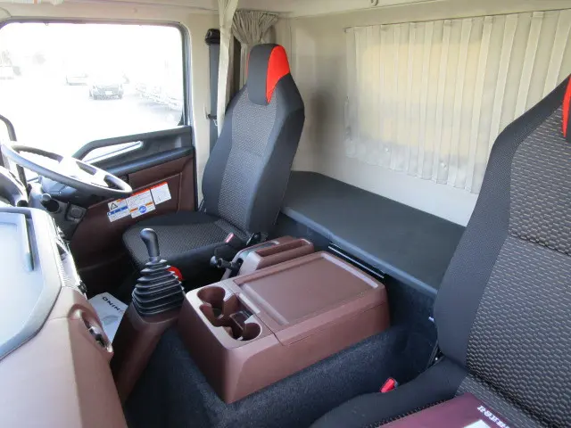 日野 レンジャー 2KG-FE2ACG(2WD)の写真19