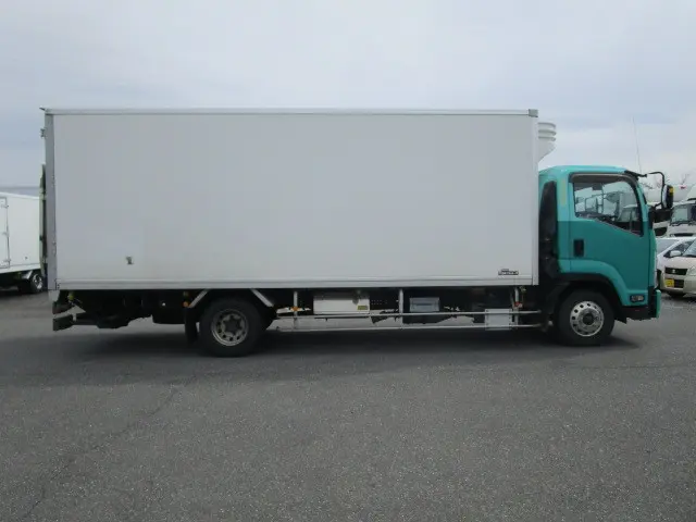いすゞ フォワード TKG-FRR90S2(2WD)の写真6
