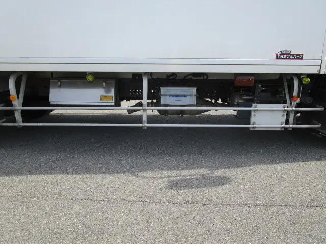 いすゞ フォワード TKG-FRR90S2(2WD)の写真39