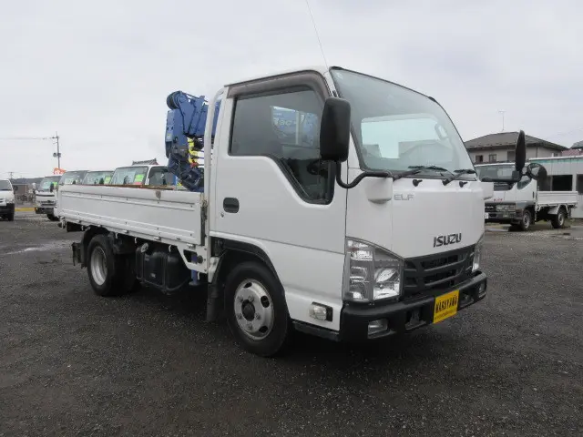 いすゞ エルフ TPG-NJR85A(2WD)の写真2
