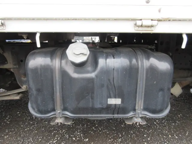 いすゞ エルフ TPG-NJR85A(2WD)の写真28