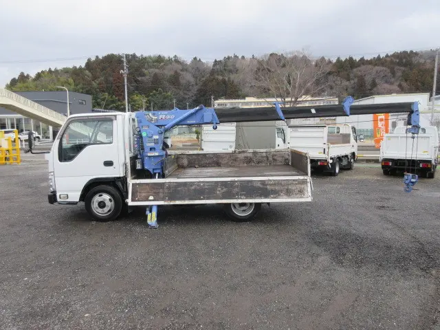 いすゞ エルフ TPG-NJR85A(2WD)の写真37