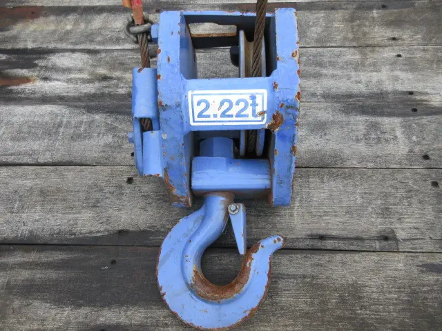 いすゞ エルフ TPG-NJR85A(2WD)の写真40