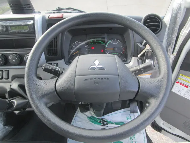 三菱 キャンター 2RG-FBA60(2WD)の写真10