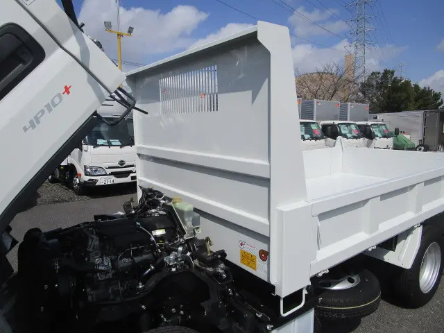 三菱 キャンター 2RG-FBA60(2WD)の写真33