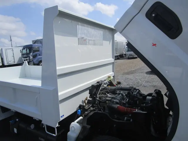 三菱 キャンター 2RG-FBA60(2WD)の写真34