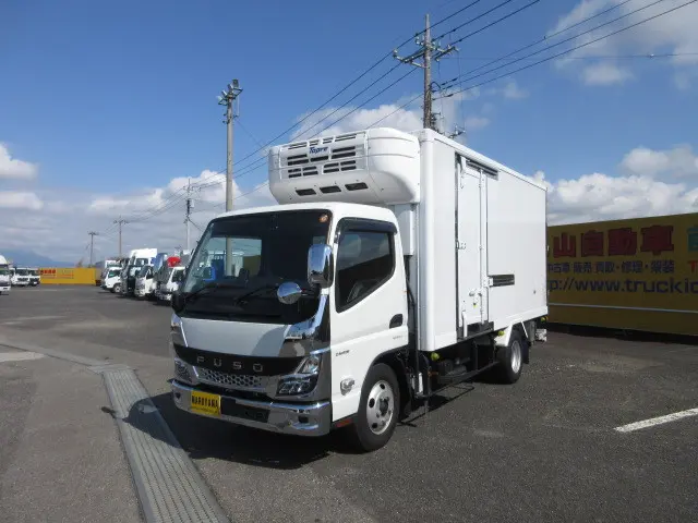 三菱 キャンター 2RG-FEAV0(2WD)の写真1