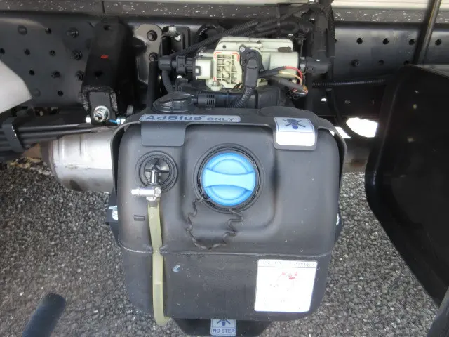 三菱 キャンター 2RG-FEAV0(2WD)の写真34