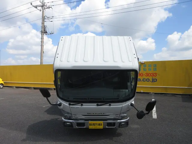 いすゞ エルフ 2RG-NLR88AN(2WD)の写真10