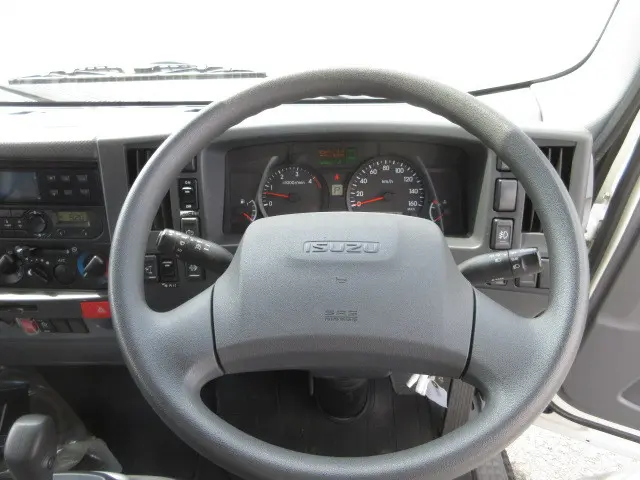 いすゞ エルフ 2RG-NLR88AN(2WD)の写真12