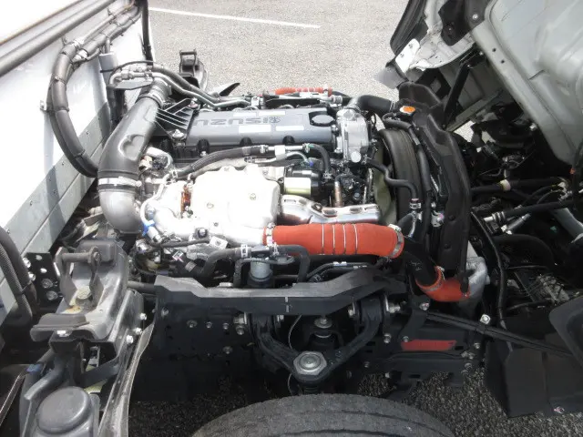 いすゞ エルフ 2RG-NLR88AN(2WD)の写真24