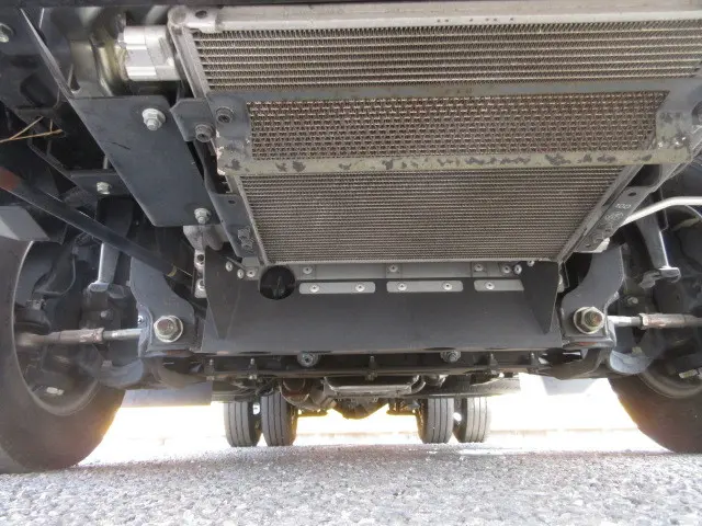 いすゞ エルフ 2RG-NLR88AN(2WD)の写真26