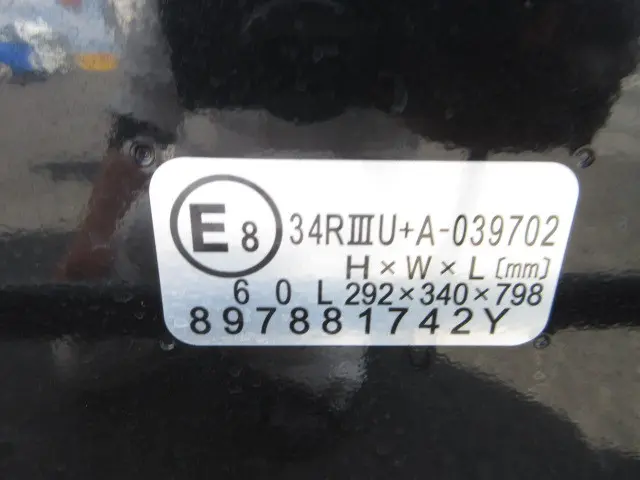 いすゞ エルフ 2RG-NLR88AN(2WD)の写真38