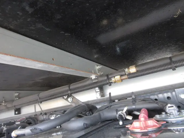 いすゞ エルフ 2RG-NLR88AN(2WD)の写真39