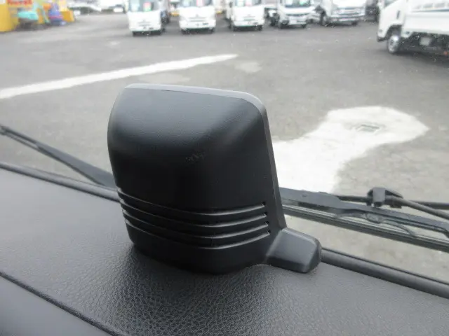 三菱 キャンター 2PG-FEB80(2WD)の写真24