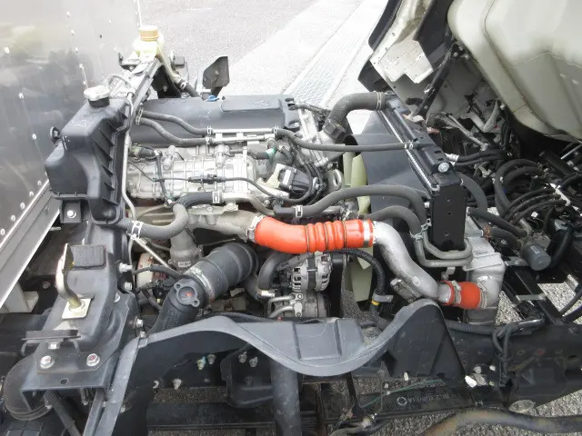 三菱 キャンター 2PG-FEB80(2WD)の写真30