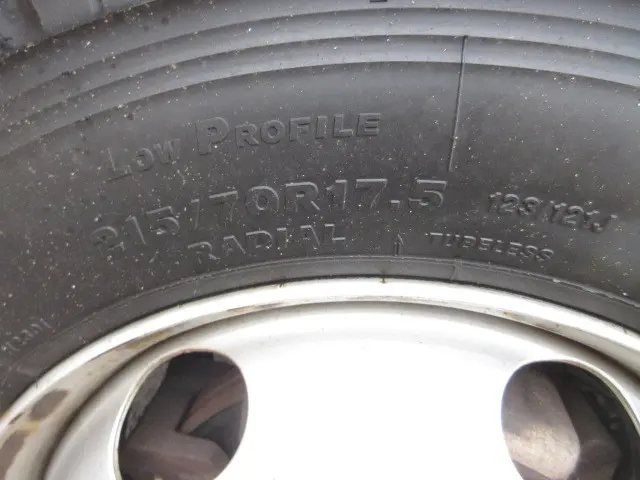 三菱 キャンター 2PG-FEB80(2WD)の写真41