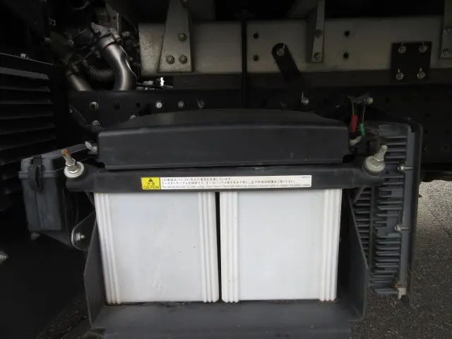 三菱 キャンター 2PG-FEB80(2WD)の写真42