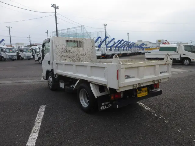 いすゞ エルフ 2RG-NKR88AT(2WD)の写真12