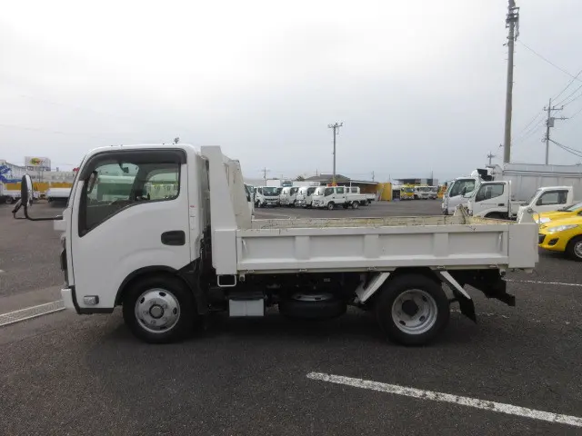 いすゞ エルフ 2RG-NKR88AT(2WD)の写真14