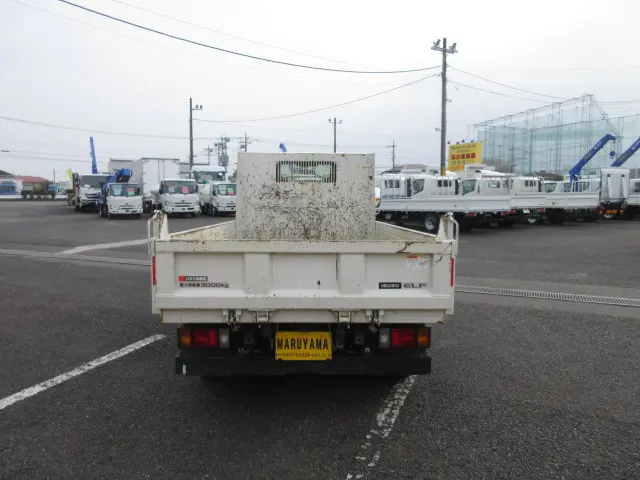 いすゞ エルフ 2RG-NKR88AT(2WD)の写真16