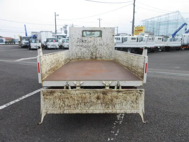 いすゞ エルフ 2RG-NKR88AT(2WD)の写真18